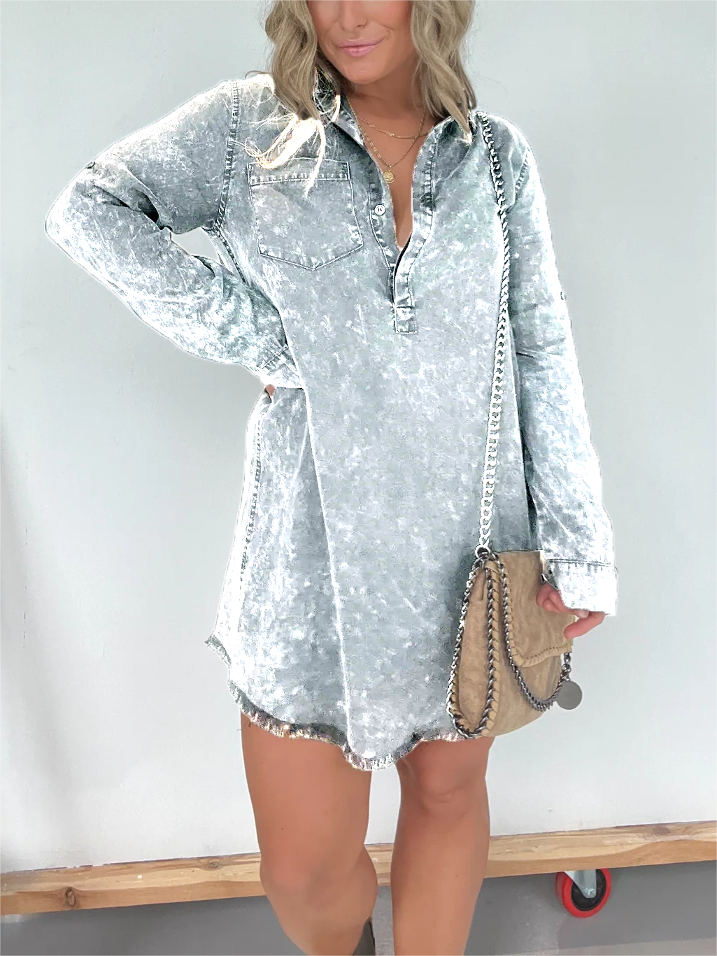 Robe chemise en jean délavé à manches longues (achetez-en 2, la livraison est offerte)