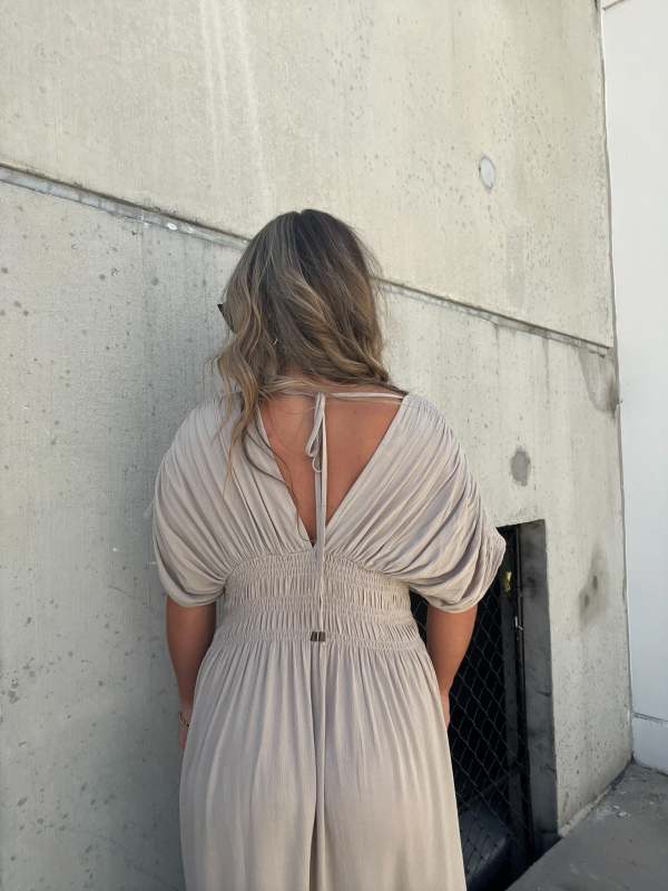 Neues, leichtes Maxikleid mit Schlitz und V-Ausschnitt (2 kaufen, kostenloser Versand)